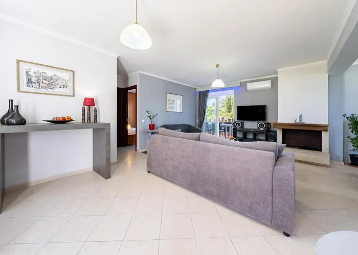 Starry Sky Luxury 4 Appartement Lefkimi